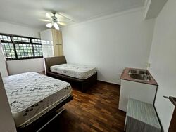 Blk 578 Hougang Avenue 4 (Hougang), HDB Executive #568190661